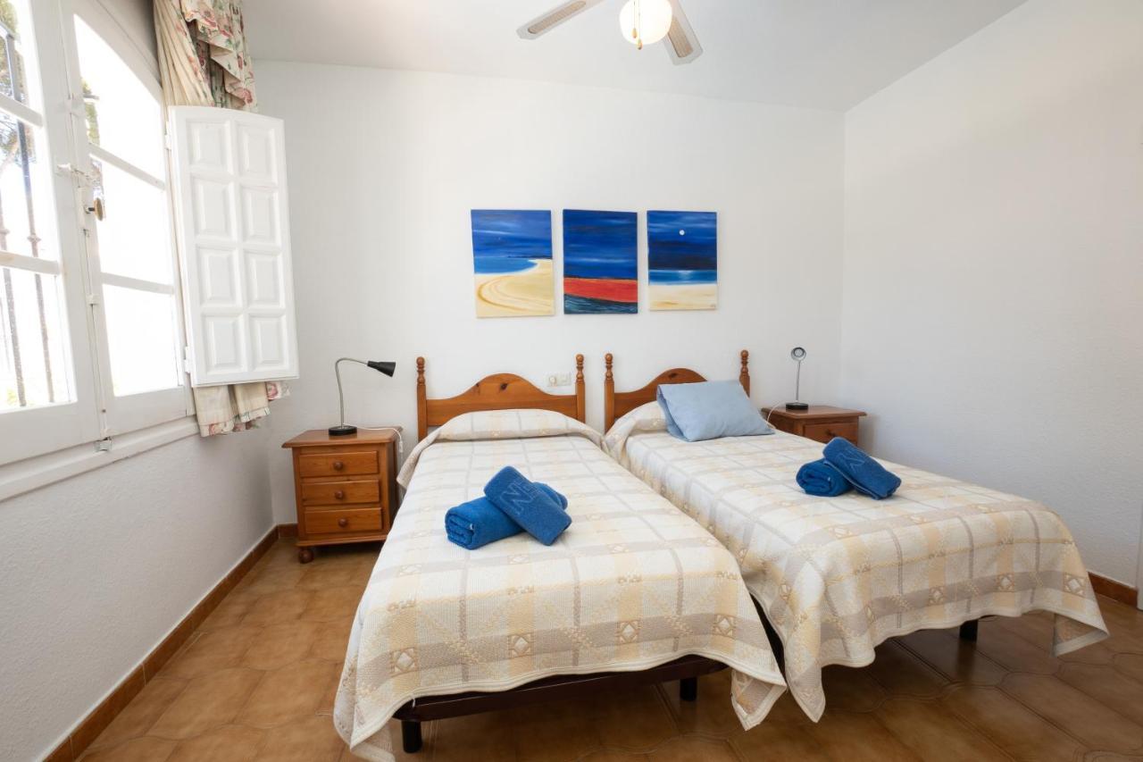 Pinos 2 Lägenhet Nerja Exteriör bild