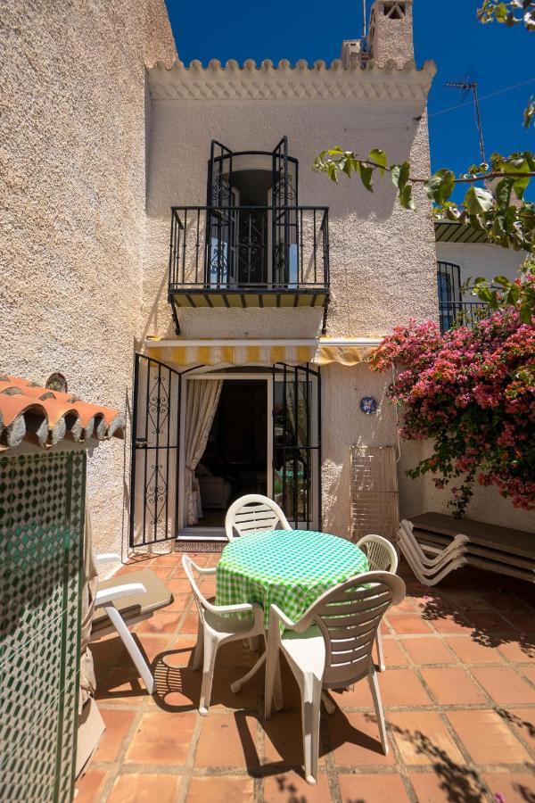Pinos 2 Lägenhet Nerja Exteriör bild