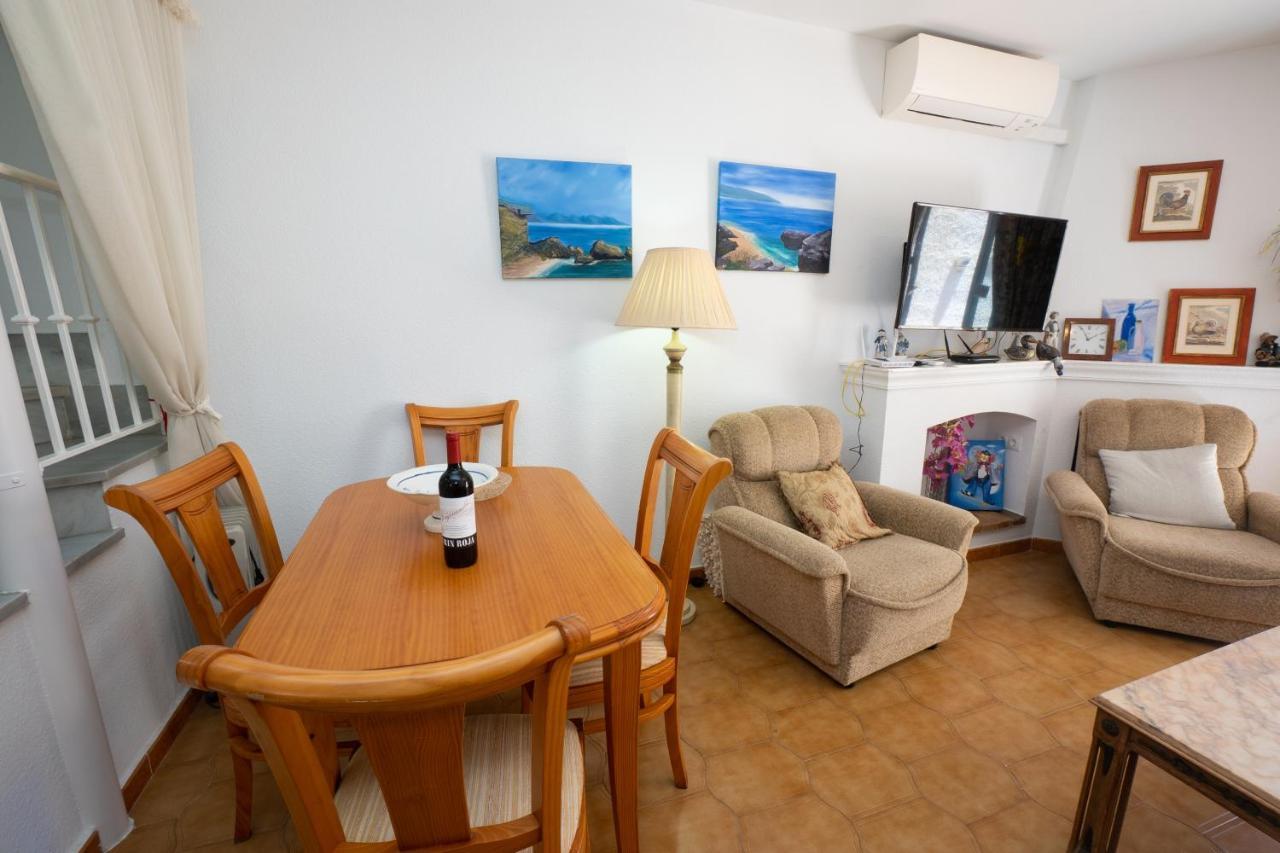 Pinos 2 Lägenhet Nerja Exteriör bild